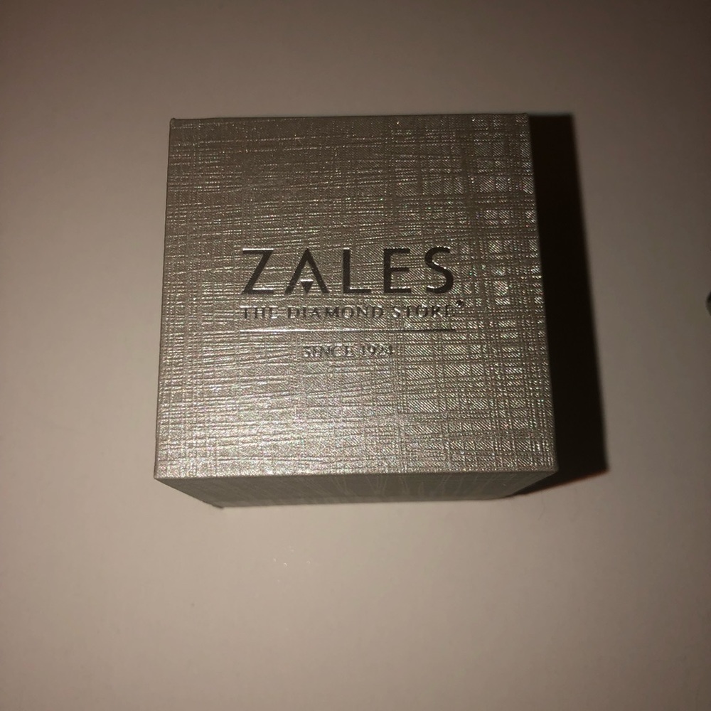 Zales Earring or Ring Box